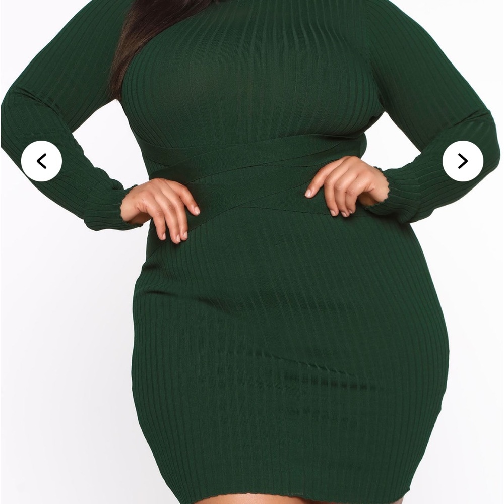 Elegant Green Ribbed Dress